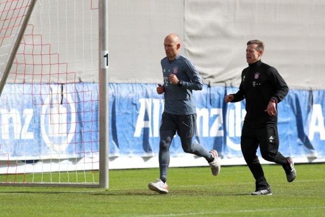 登贝莱的加 登贝莱的加