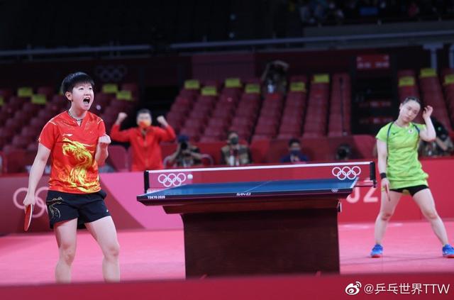 很多球迷记 很多球迷记